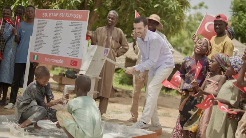 Afrika'ya Gittik, Yardımlarınızı Ulaştırdık